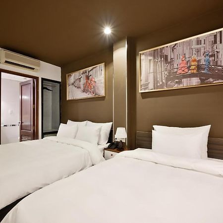 The Noble Swan Hotel New World Ho Şi Min Dış mekan fotoğraf