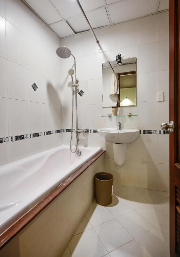 The Noble Swan Hotel New World Ho Şi Min Dış mekan fotoğraf